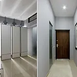 Luxury 3 Bedroom Apartment *