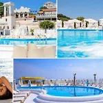 Luxury 3 Bedroom Appartamento