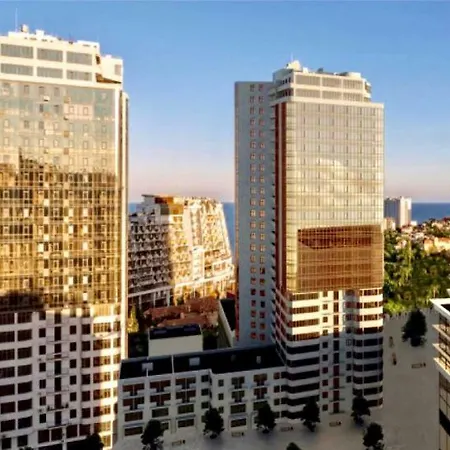 Luxury 3 Bedroom Apartment